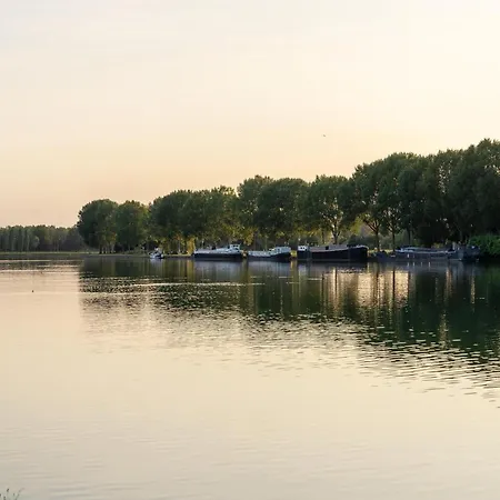 Modern Home, Hainaut 펜션